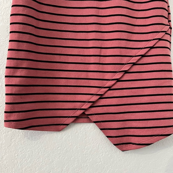 IRIS Cherry Dress - Picture 3 of 8